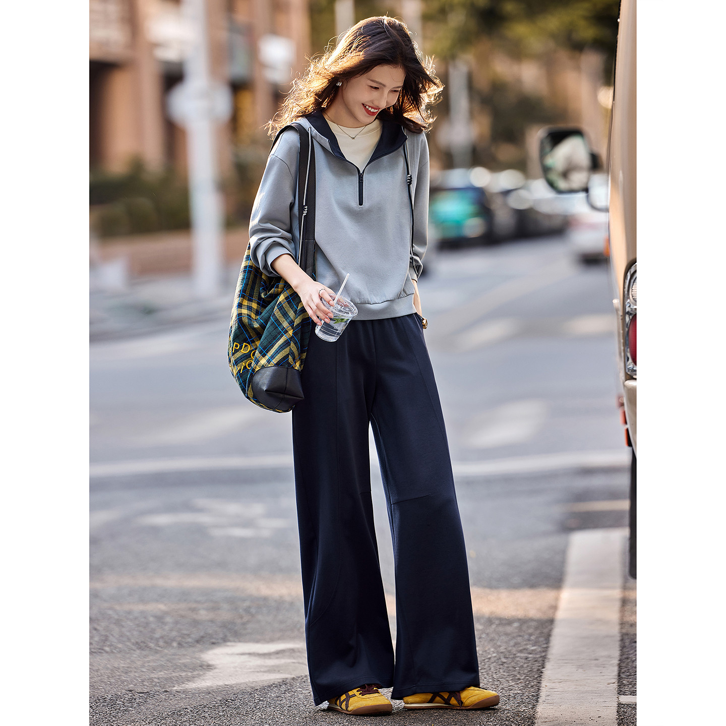 苏醒的乐园休闲卫衣长裤2026年新款春秋休闲女装两件套装