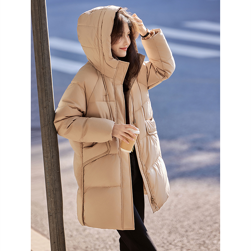 连帽苏醒的乐园休闲百搭羽绒服