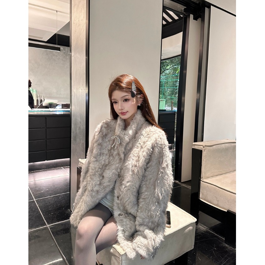 灰色蝴蝶结环保皮草外套女秋冬2025新款保暖皮毛一体宽松开衫上衣