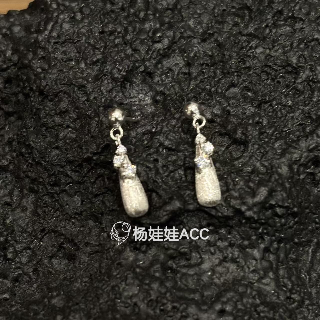 5121610韩国东大门Trois de LEI通体纯银新款轻奢流苏水滴耳钉