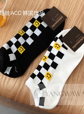 韩国东大门春夏款黑白格笑脸男袜时尚舒适运动休闲短袜棉袜293001