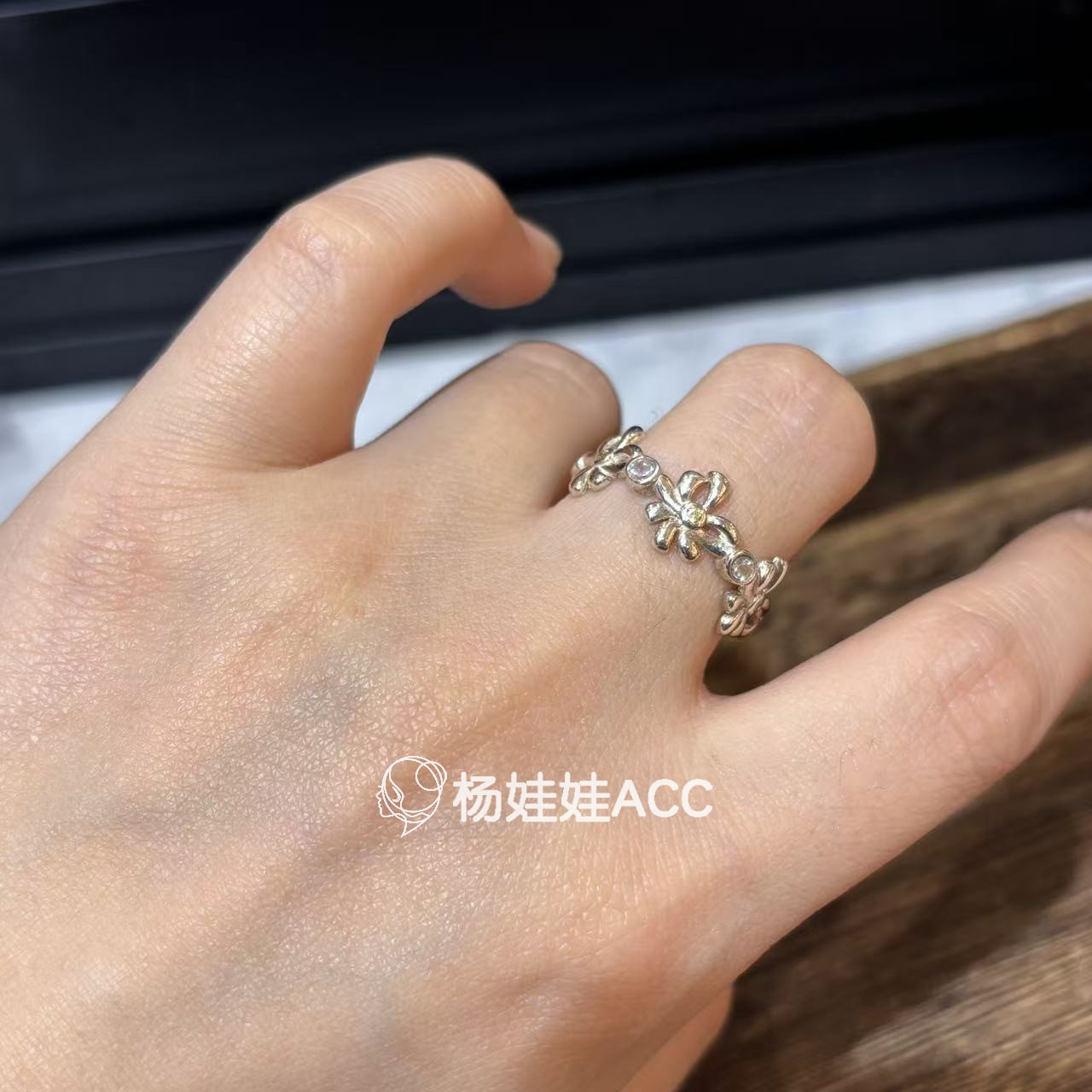 5112604韩国东大门momo【特价】通体纯银高级感简约百搭时尚戒指