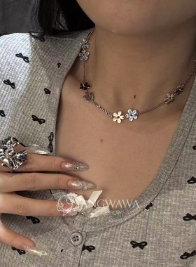 560405韩国东大门LEI通体纯银新款花朵吊坠项链