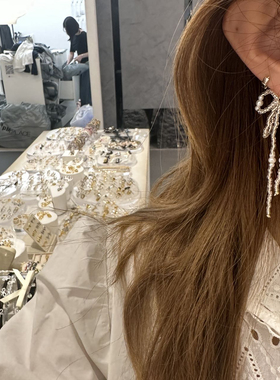 441818韩国东大门edito珠珠蝴蝶结垂坠感耳环