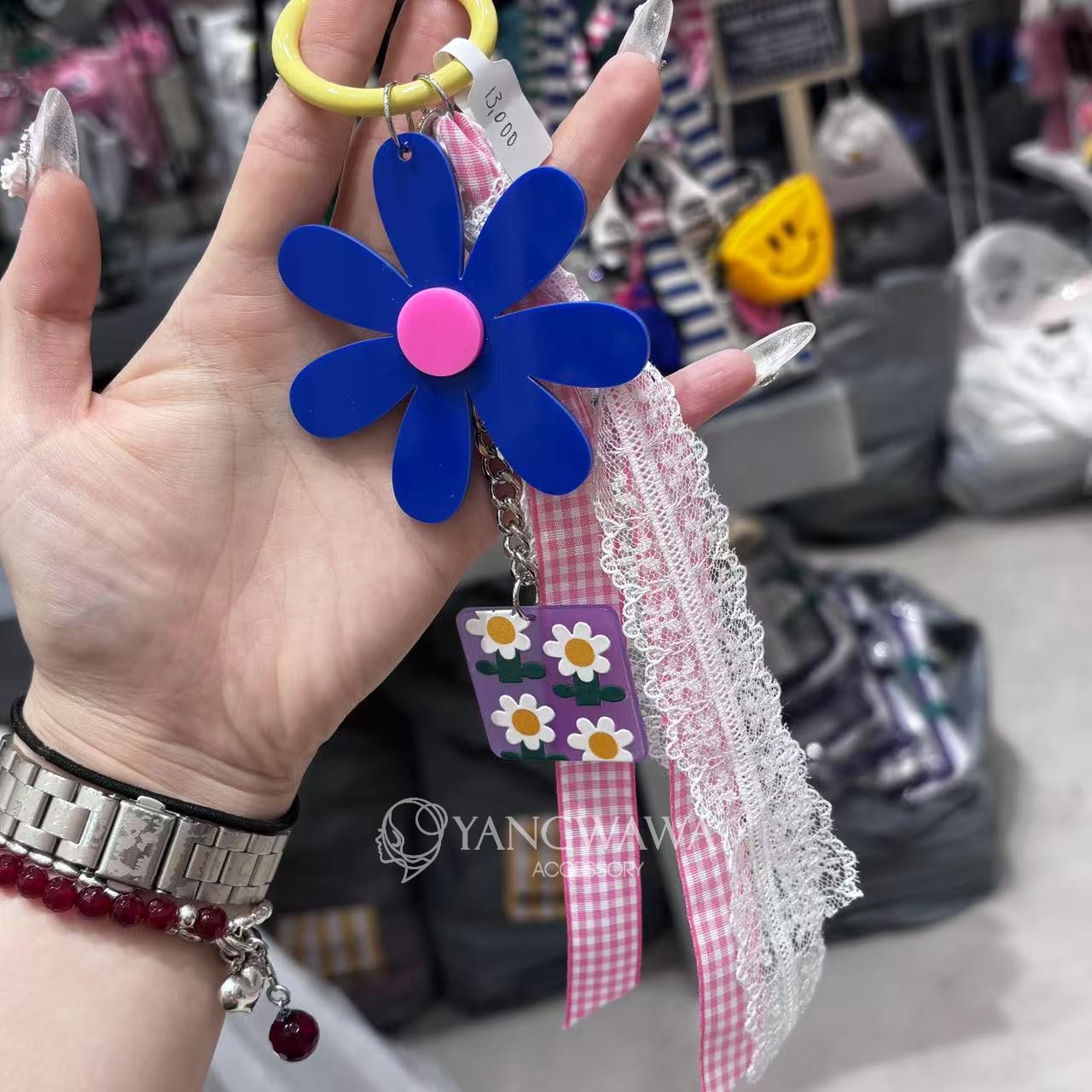 552124韩国东大门makomaki新款布花朵串珠蕾丝飘带包挂件