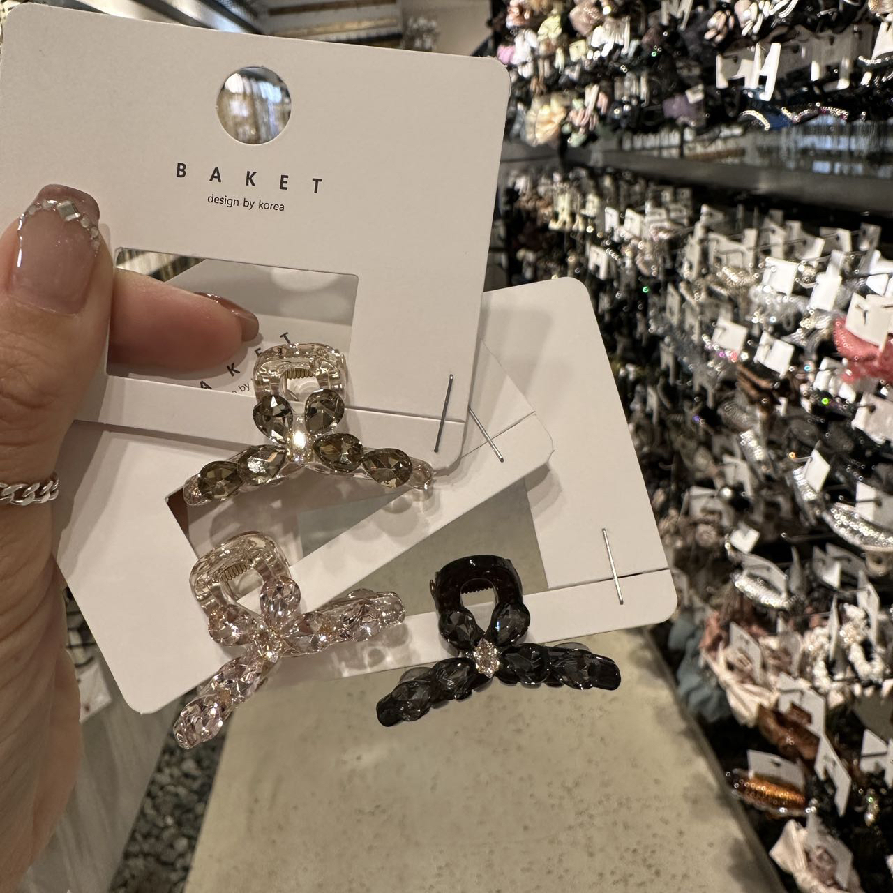 432223韩国东大门Baket满钻刘海夹精致百搭小抓夹发夹