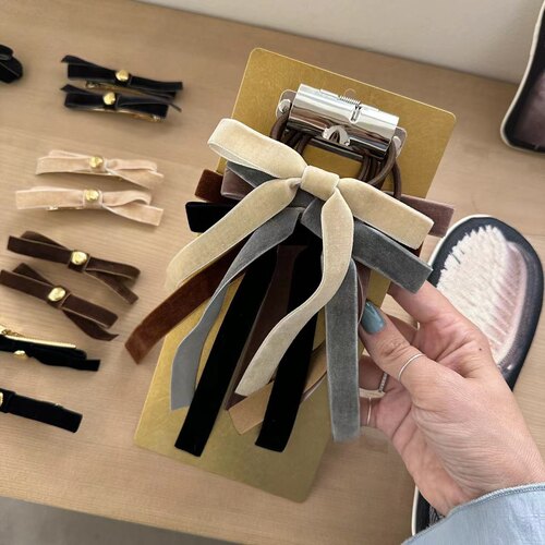 丝绒蝴蝶结简约精致气质款发绳