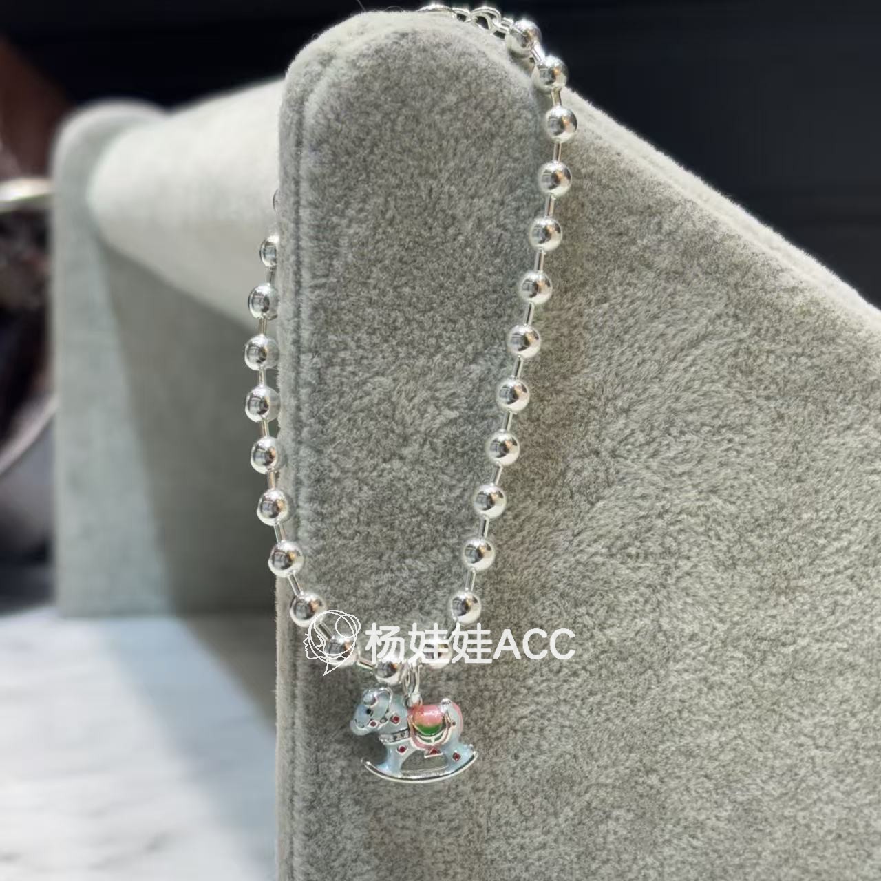 5120707杨娃娃韩国东大门momo新款高级感时尚百搭吊坠小马项链