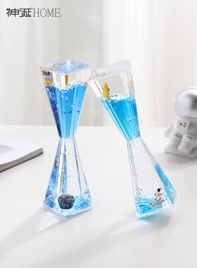 创意太空人宇航员摆件液体流油时间沙漏计时器装饰品解压儿童礼物