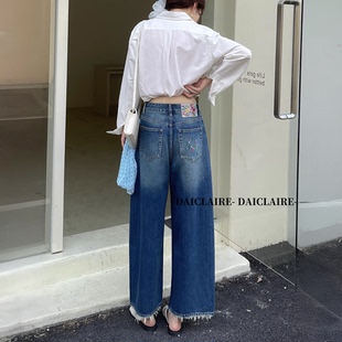 代嘉儿B9156毛边阔腿牛仔裤女2026春时尚涂鸦宽松高腰九分弯刀裤