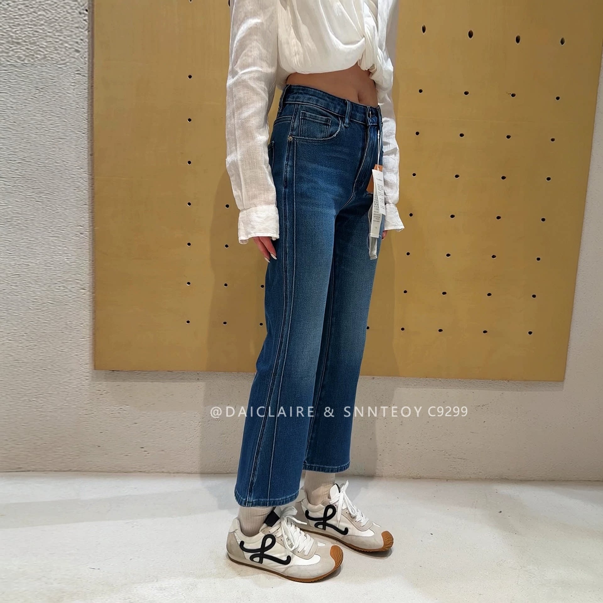 代嘉儿C9299微喇牛仔裤女2026秋季深蓝色高腰显瘦弹力九分喇叭裤图片