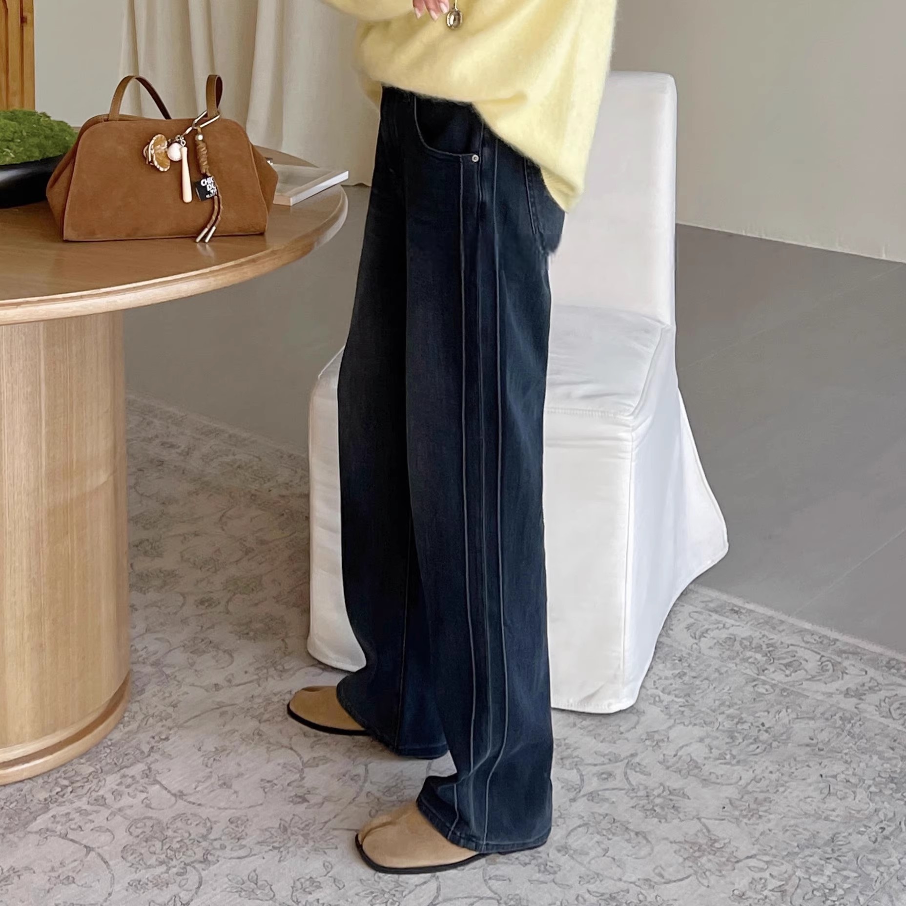 代嘉儿99969-1加绒直筒牛仔裤女冬季阔腿裤窄版高腰Q暖特绒拖地裤