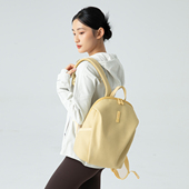 希伯莱设计感洋气双肩包包女生旅游轻便背包旅行上班通勤书包电脑