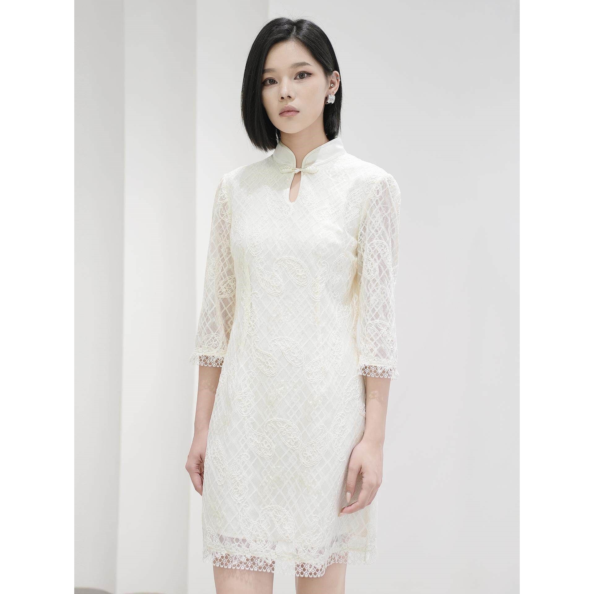 曼娅奴女装2025秋冬新款优雅新中式修身蕾丝绣花连衣裙MP34DC604