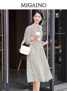 曼娅奴印花连衣裙女2023春夏新款气质高级感中长款A字裙MN24DC714