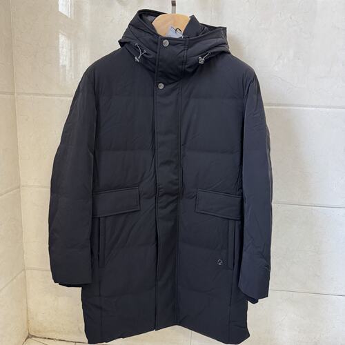 威*多男士特价促销170/92B鹅绒保暖黑色中长款连帽羽绒服原4300元