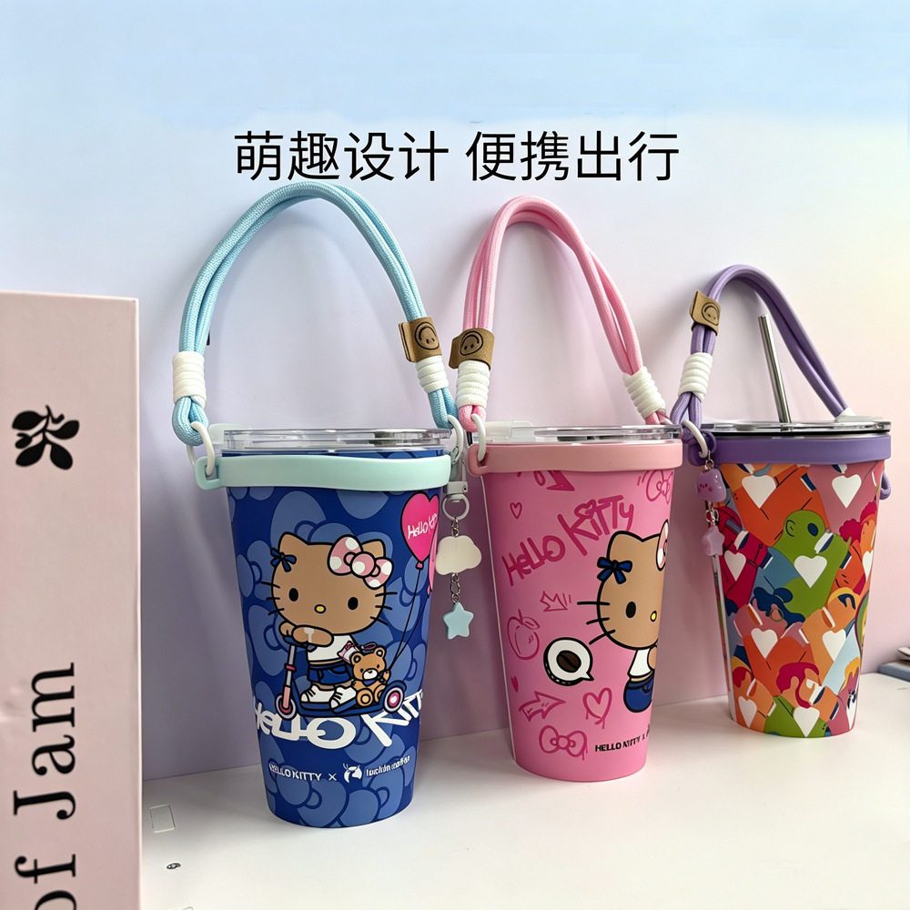 瑞幸联名PP杯盖手提挂绳超大杯图片