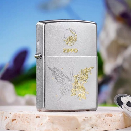 zippo打火机磨砂划刻蝴蝶蔷薇