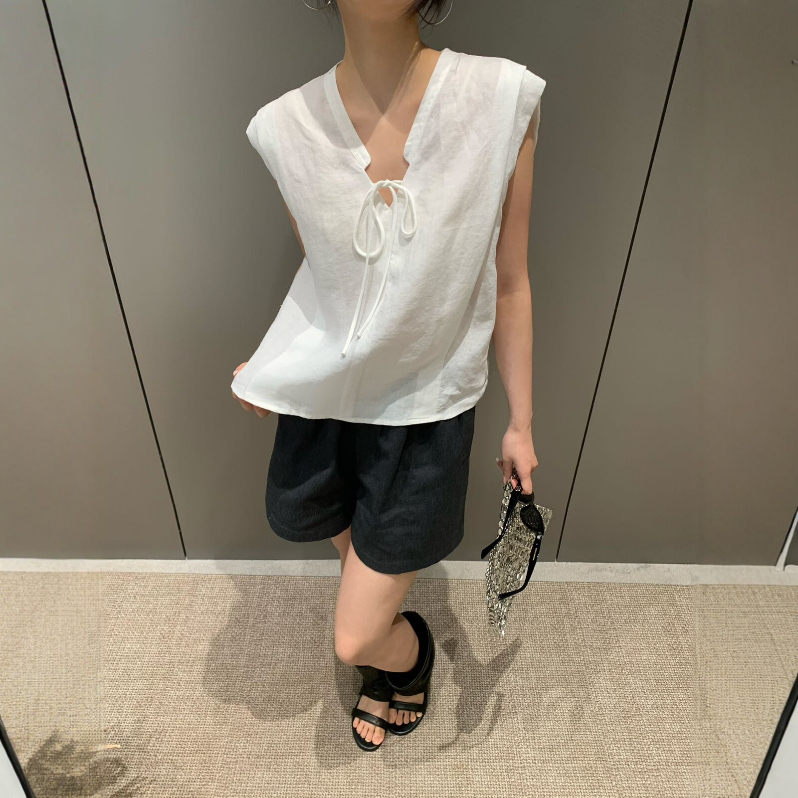 韩系绑带V领无袖夏季显瘦女衬衫