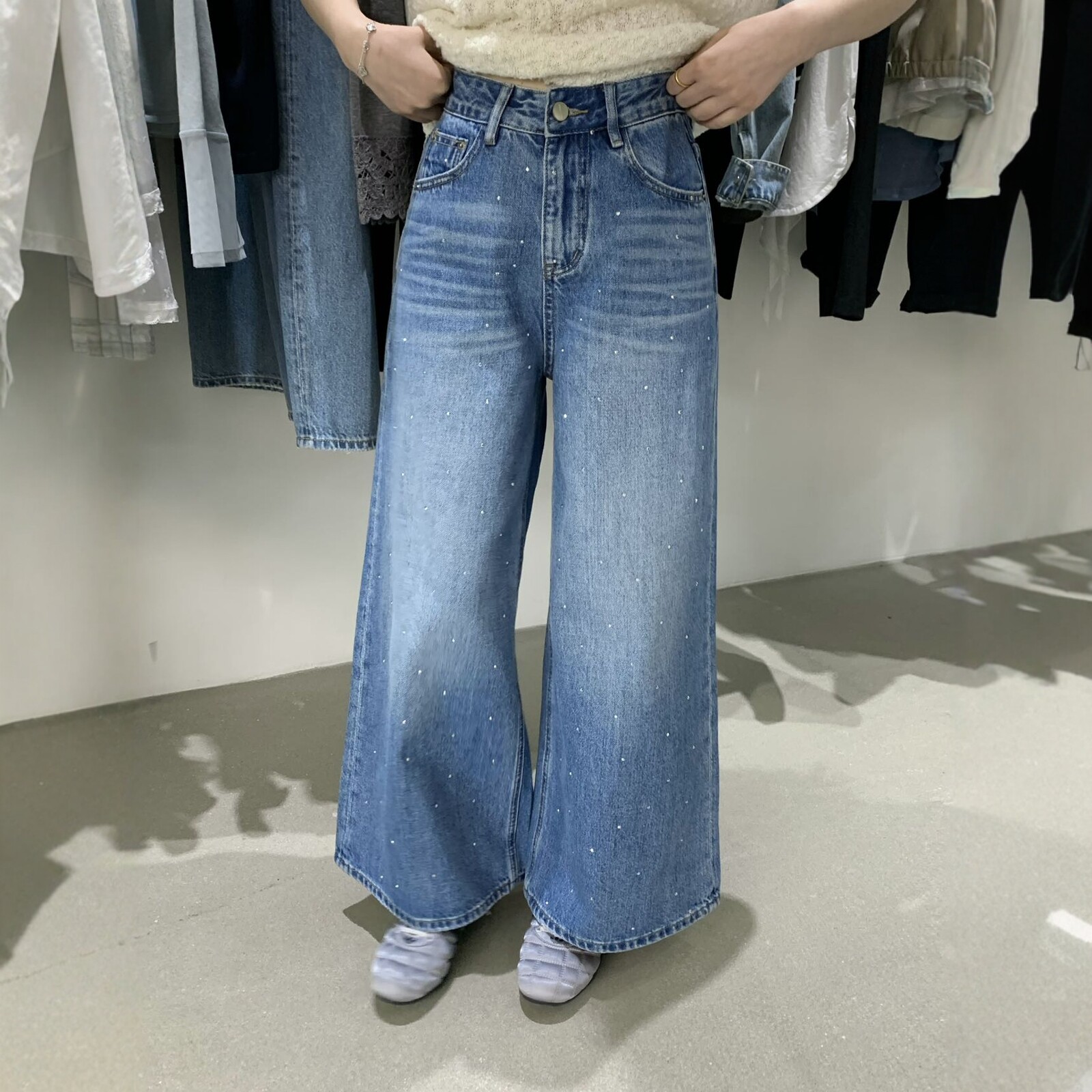 卡蔓诗2933韩系高腰直筒钉珠亮闪闪阔腿牛仔裤女2026春季宽松百搭