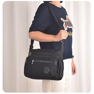 牛津中老年妈妈包斜挎包女2026新款中年女包包单肩帆布百搭女包包