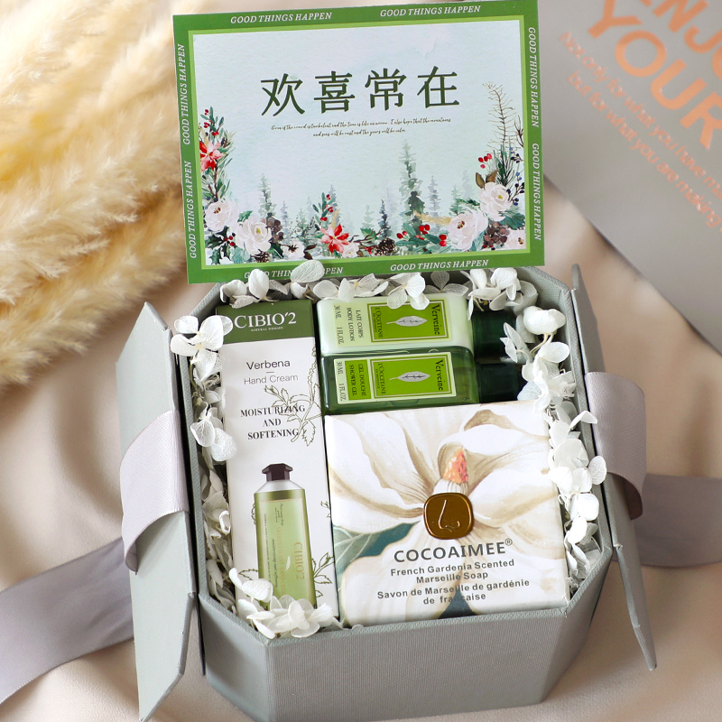 高档伴手礼女伴娘礼盒结婚回礼小众实用客户员工生日公司年会礼品