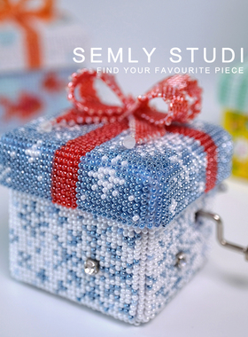 【SEMLY STUDIO 】[材料包]满珠绣雪花金鱼手摇八音盒手工刺绣diy