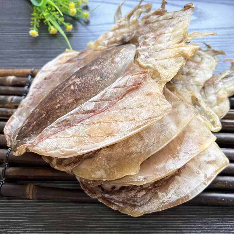 温州东海淡晒大号墨鱼干