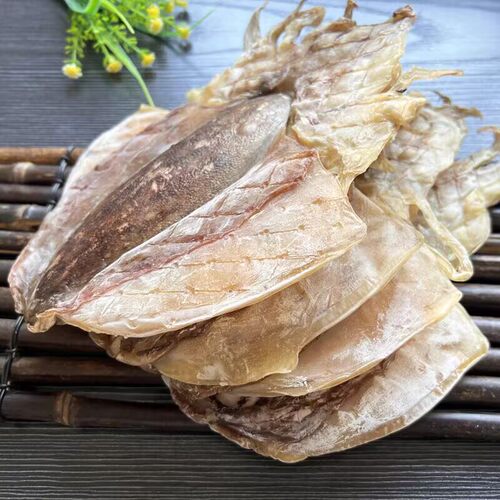 温州东海淡晒大号墨鱼干