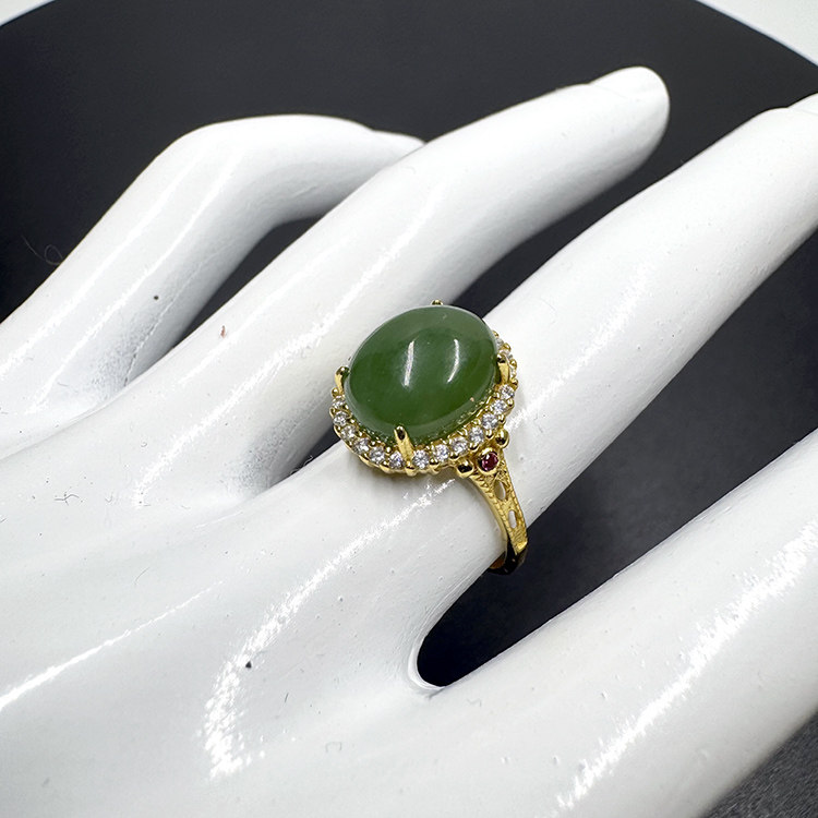2025天然和田玉碧玉大蛋面简约925银镶嵌戒指指环女款时尚个性