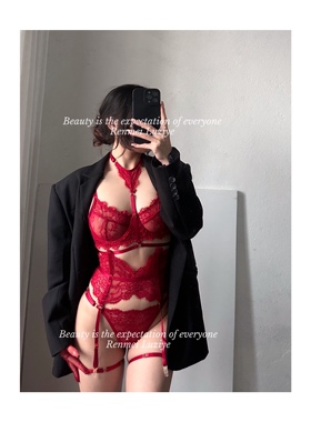 RenmeiLuziye【前戏】性感高级蕾丝复古吊袜显瘦显白过年内衣套装