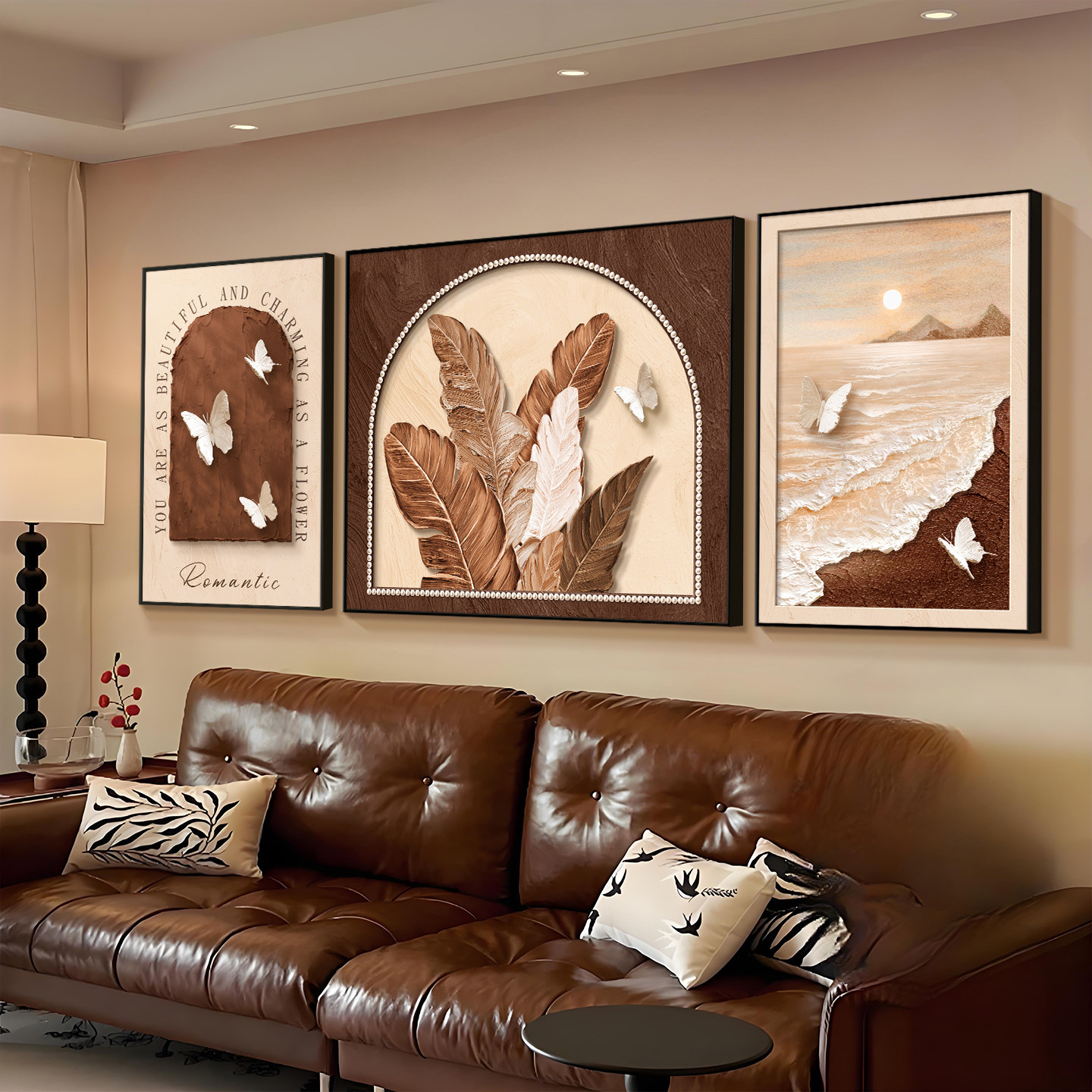 客厅沙发背景墙装饰画轻奢高级感2026新款中古风适合大白墙的挂画