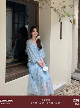 Huangzuozuo小个子蓝色V领碎花连衣裙夏季女度假风泡泡袖宽松长裙