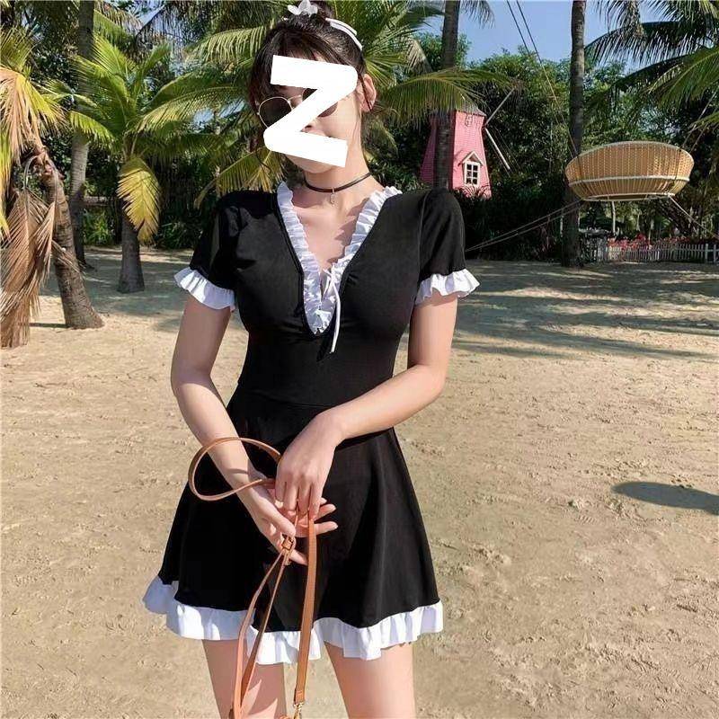 之南泳衣泳衣女大码胖mm连体裙式短袖宽松保守平角裤200斤温泉游