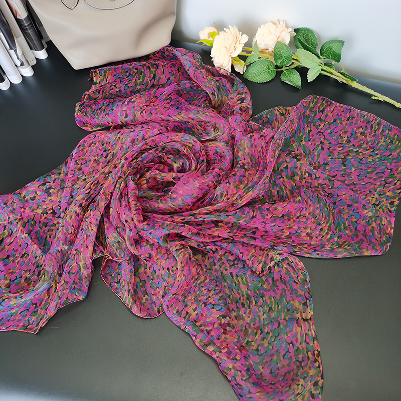 丝巾女士春秋夏季薄款真丝桑蚕丝印花围巾杭州丝绸格子颈饰小纱巾