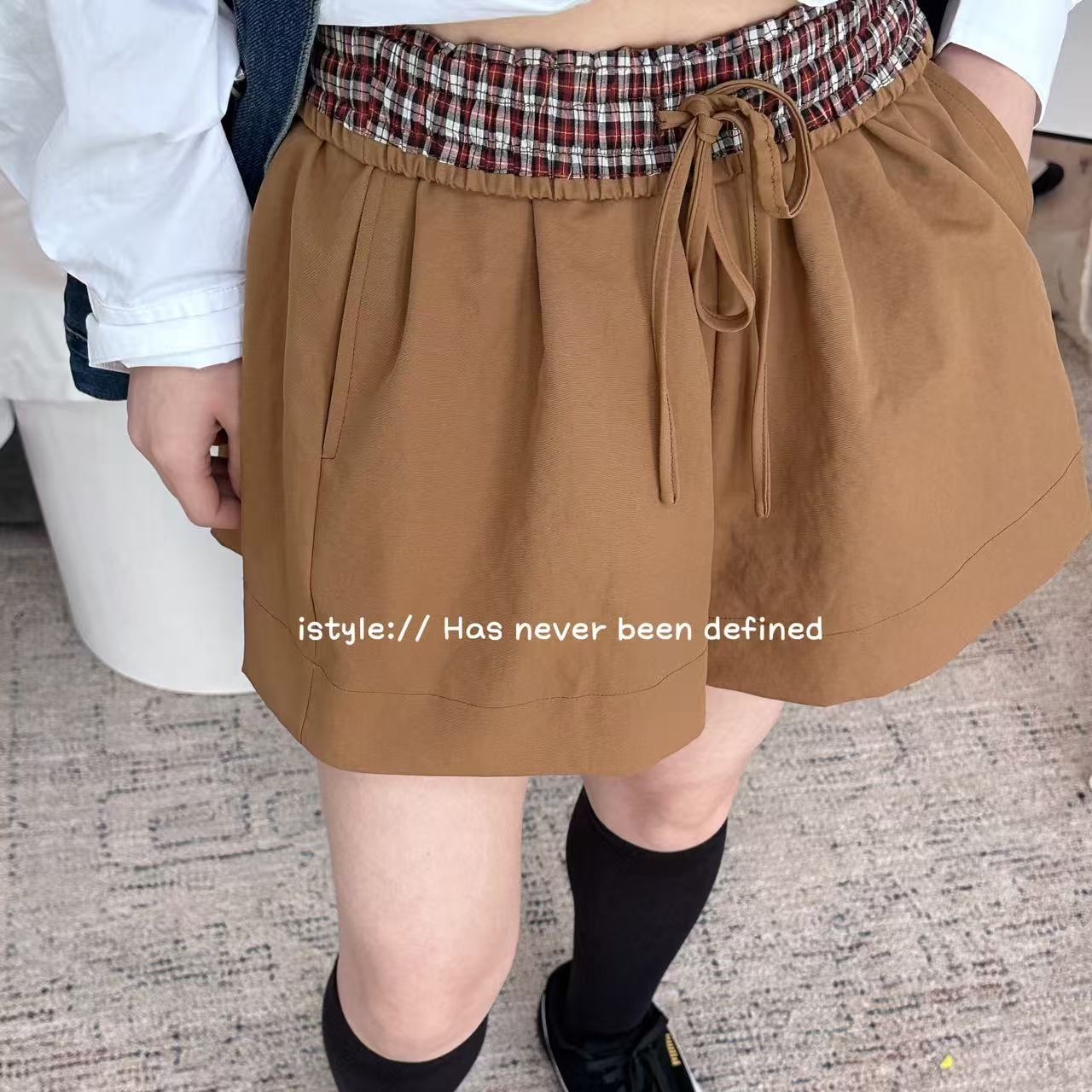 2025秋季istyle韩版新款休闲裤复古格纹设计系带松紧腰阔腿短裤女