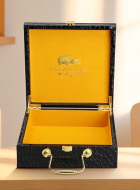 现货高档皮带包装盒鳄鱼纹PU礼品木盒黑色皮具私人订制腰带翻盖盒