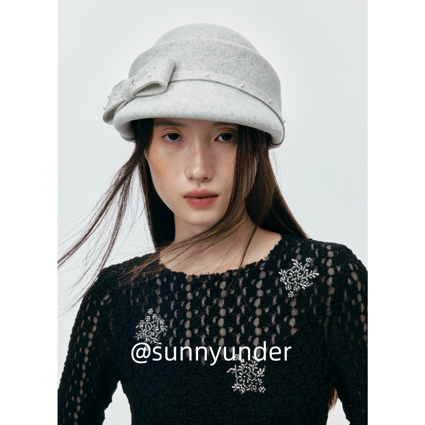 时髦灰色钉珠蝴蝶结羊毛呢马术帽子女秋冬韩版日系复古报童帽ins