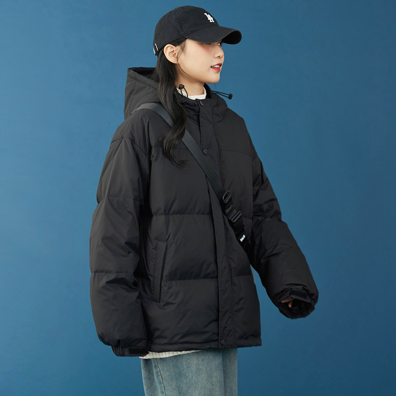 防水连帽学生黑色抗寒保暖羽绒服