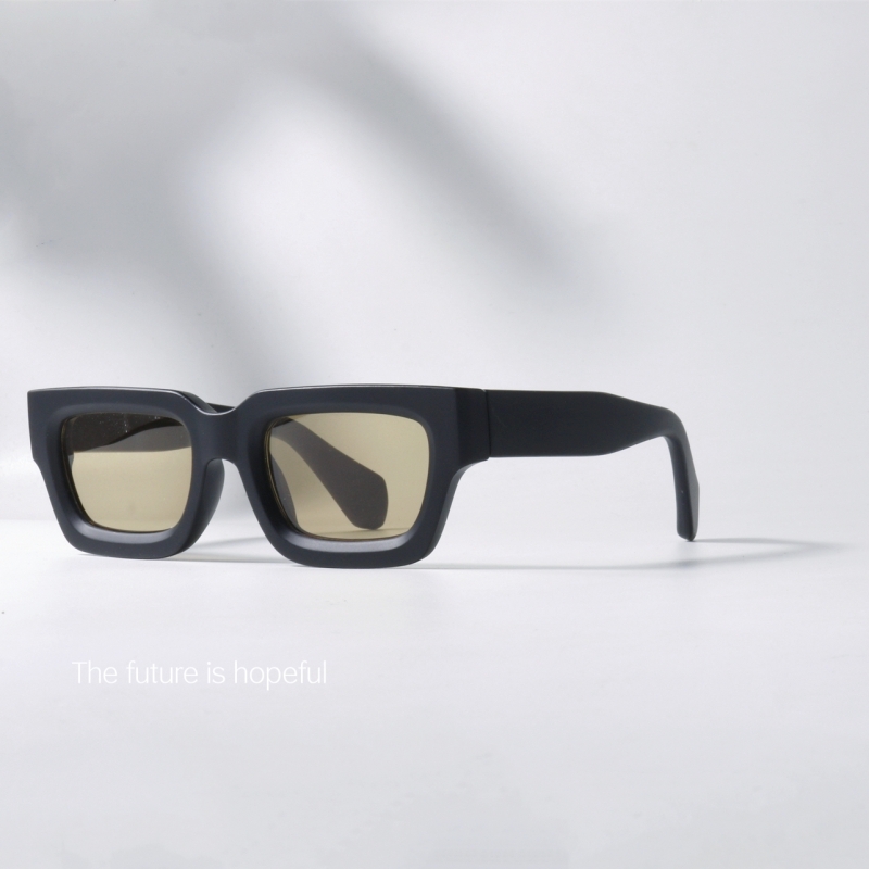 嘻哈朋克风磨砂粗框UV400潮墨镜