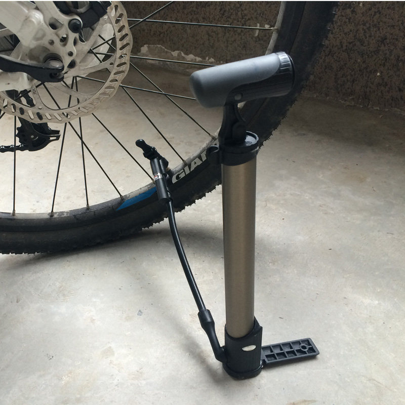 Pompe à vélo GIANT - Ref 2387971 Image 5