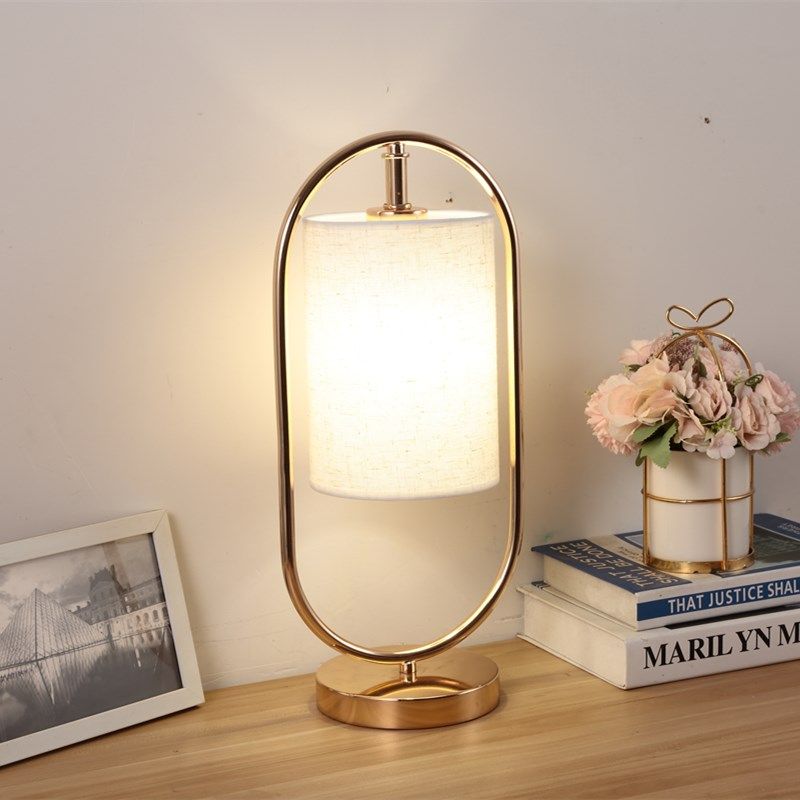 北欧台灯卧室床头简约个性创意新中式复古布艺温馨实木调光小夜灯