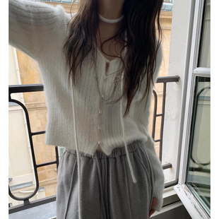 已出货韩国chic早春新款 毛衣 甜美珠子排扣挂脖飘带开衫