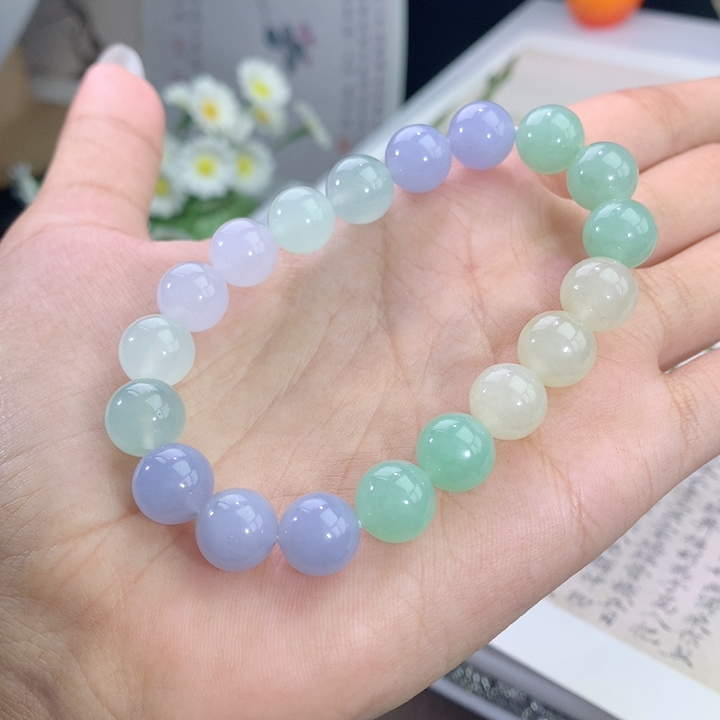 翡翠甜美多宝手串