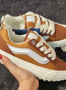 Vans 焦糖棕锯齿厚底低帮休闲板鞋 VN000CXR1RE