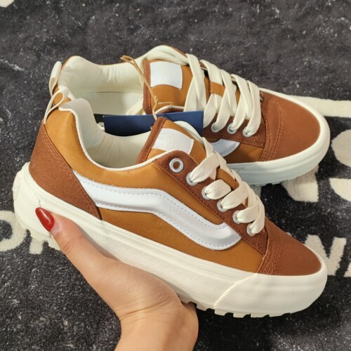 Vans 焦糖棕锯齿厚底低帮休闲板鞋 VN000CXR1RE