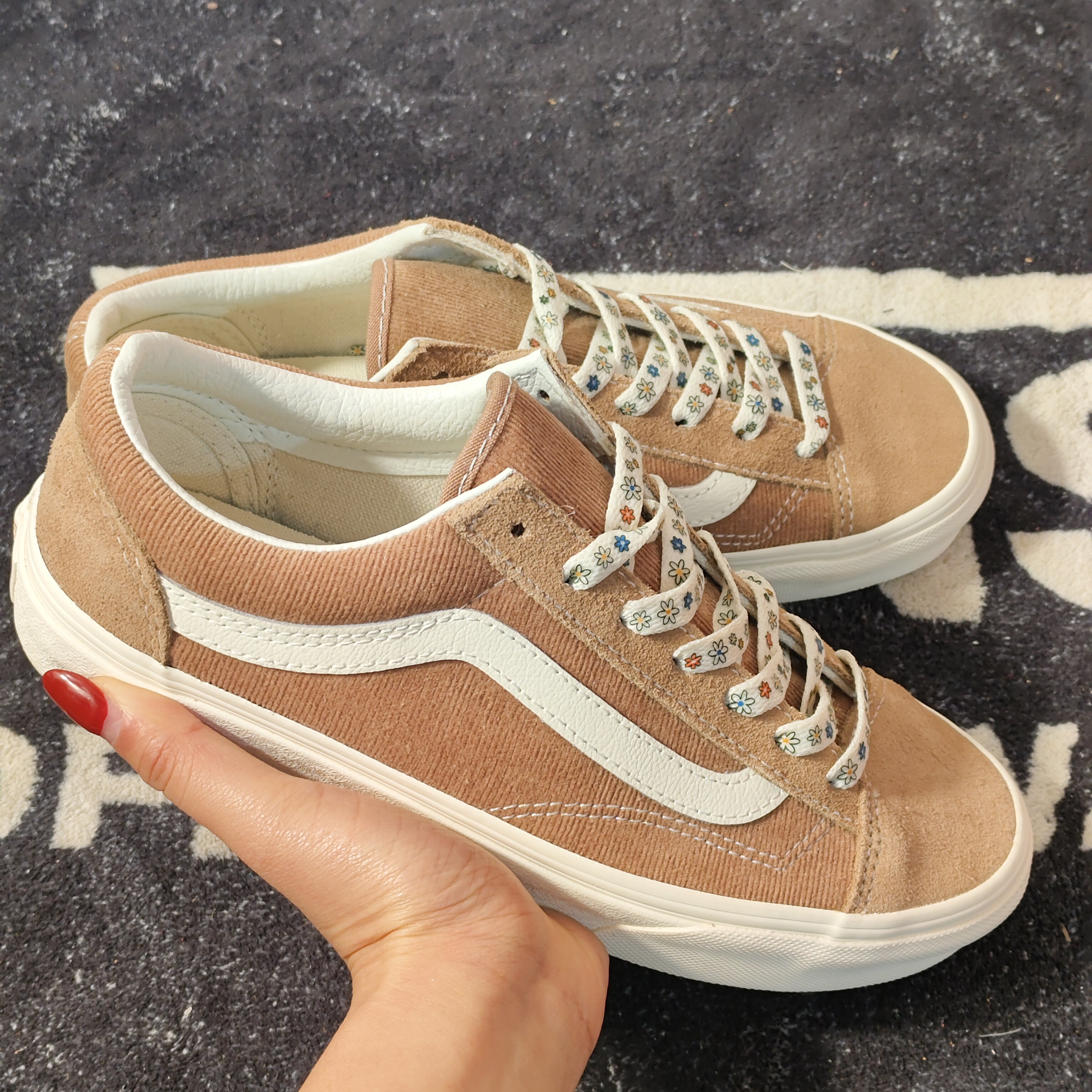 Vans Old Skool VN0A54F6A2I 浅棕灯芯绒碎花鞋带低帮板鞋
