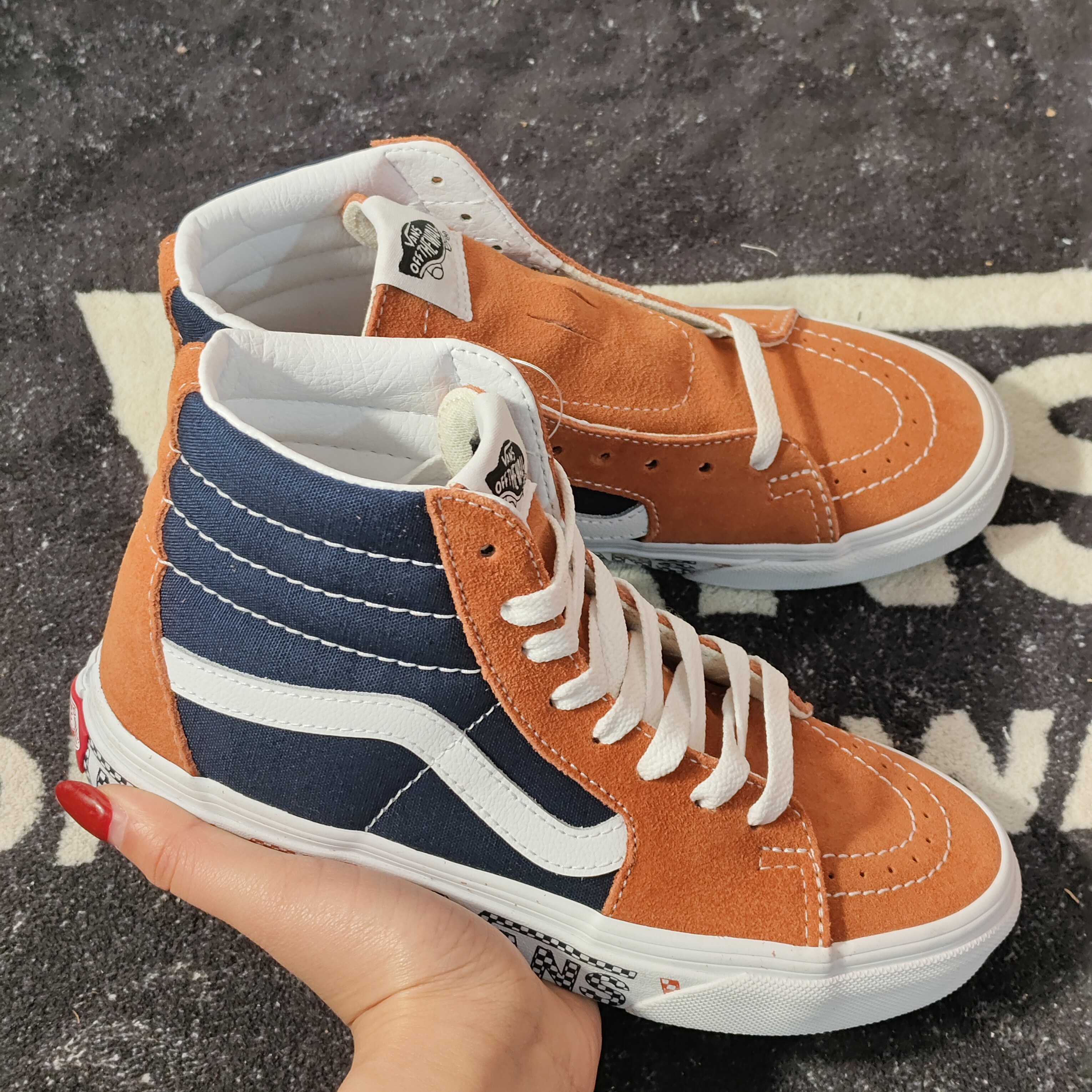 Vans Sk8-Hi橙蓝拼色高帮休闲板鞋 VN0A4BV6X0O