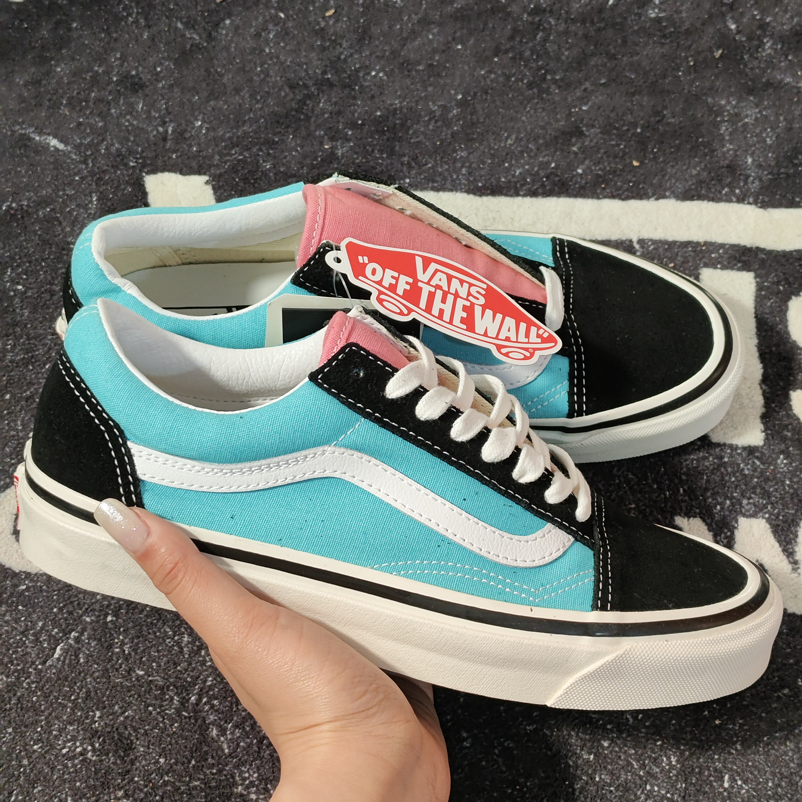 VANS范斯Old Skool黑蓝粉撞色低帮休闲板鞋VN0A38G2VPJ