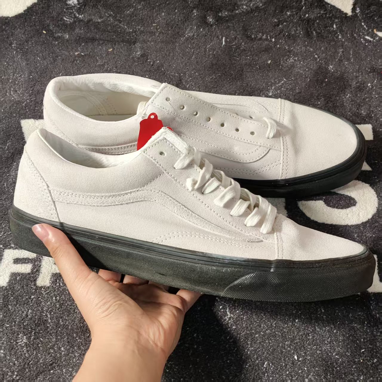 Vans Old Skool米白麂皮黑底低帮复古男女滑板鞋VN0A38G1OIP
